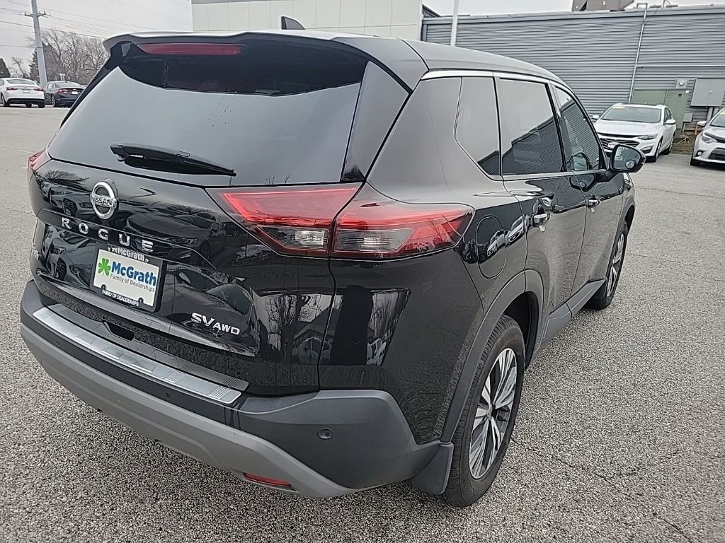 Used 2021 Nissan Rogue SV image 7