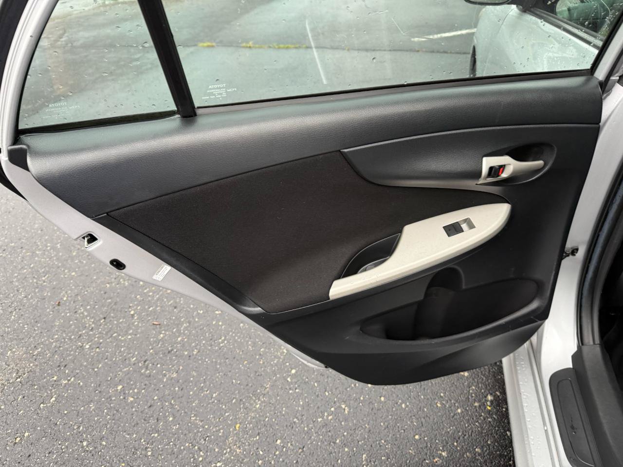 Used 2010 Toyota Corolla S FWD image 10