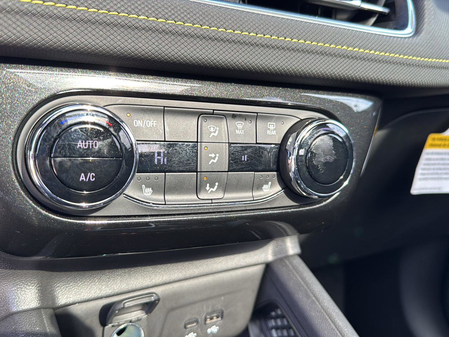 Used 2025 Chevrolet TrailBlazer ACTIV w/ Convenience Package image 23