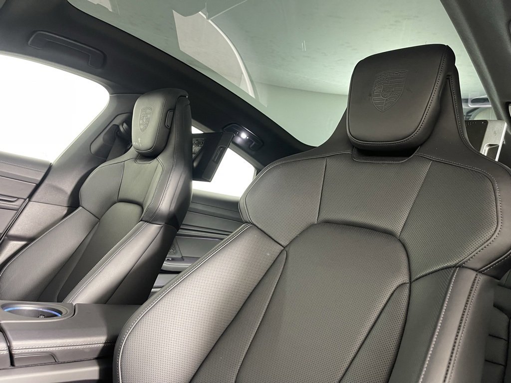 Used 2024 Porsche Taycan 4S image 5