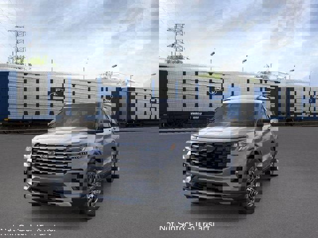 New 2026 Ford Explorer Active w/ Active Comfort Package image 3