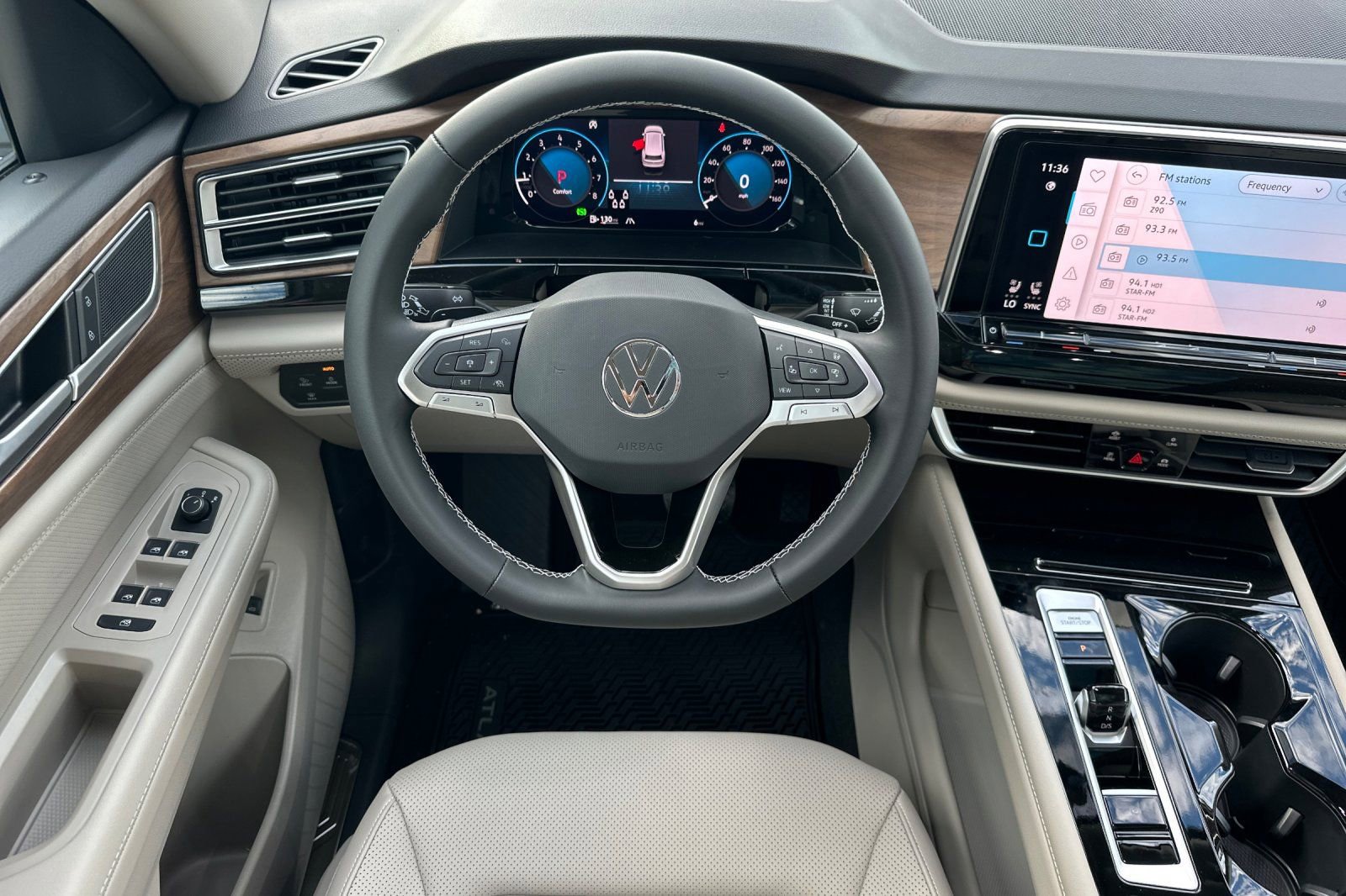 New 2026 Volkswagen Atlas SE image 13