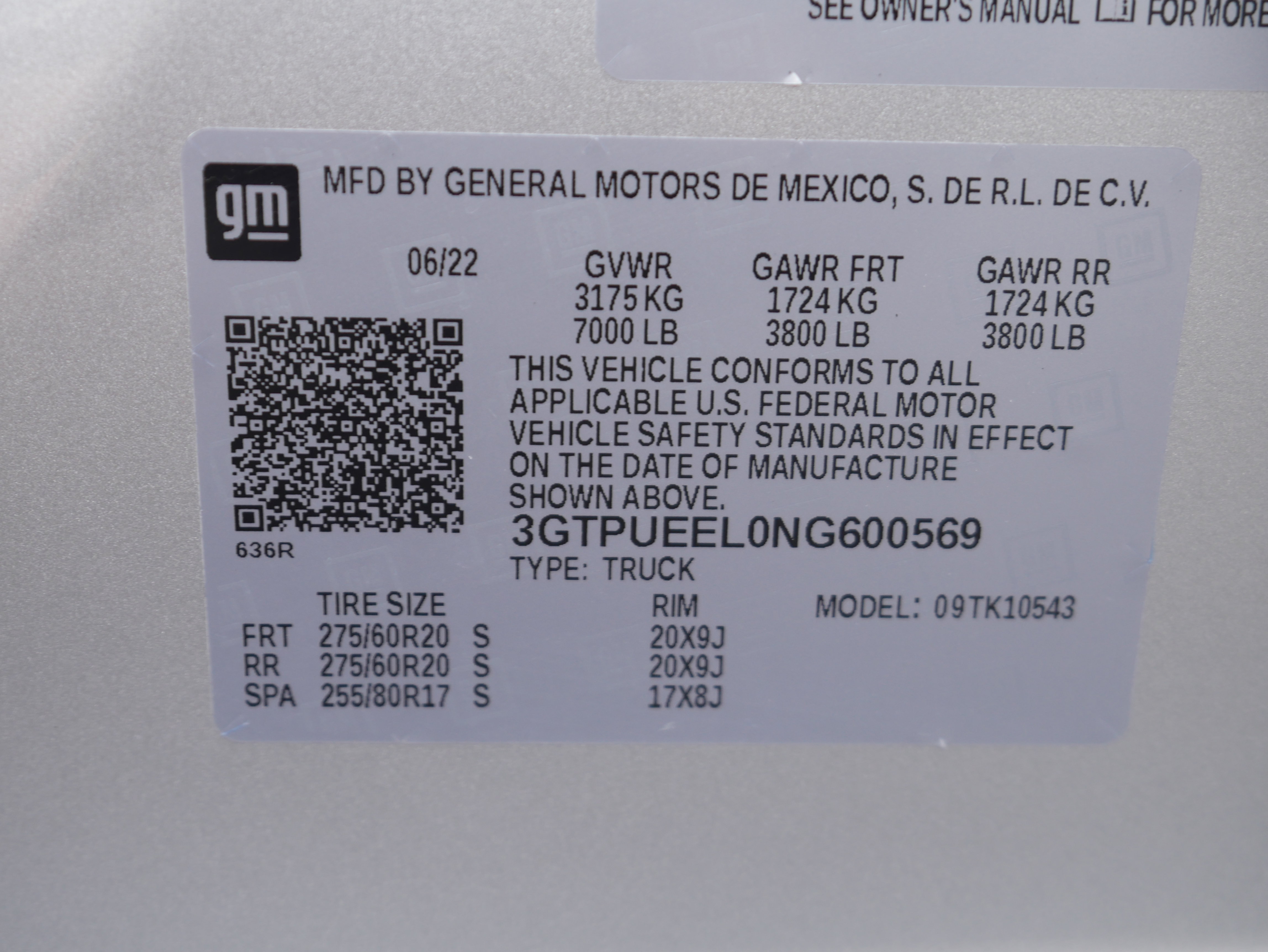Certified 2022 GMC Sierra 1500 AT4 w/ AT4 Premium Package AWD/4WD image 39