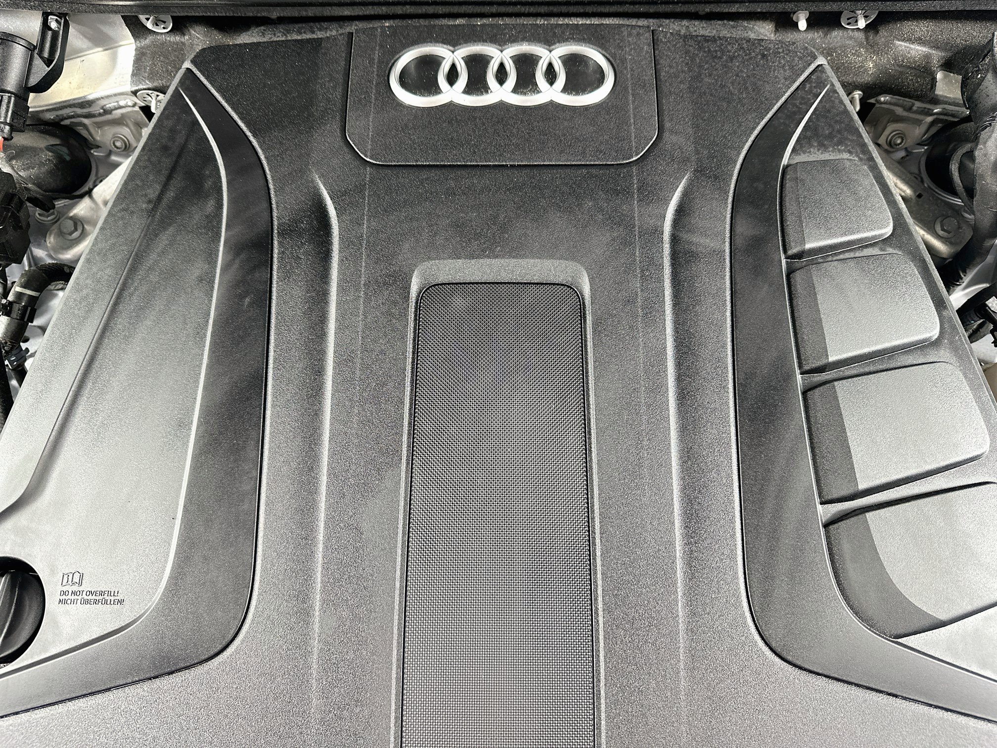Used 2022 Audi Q7 2.0T Premium w/ Convenience Package AWD/4WD image 32