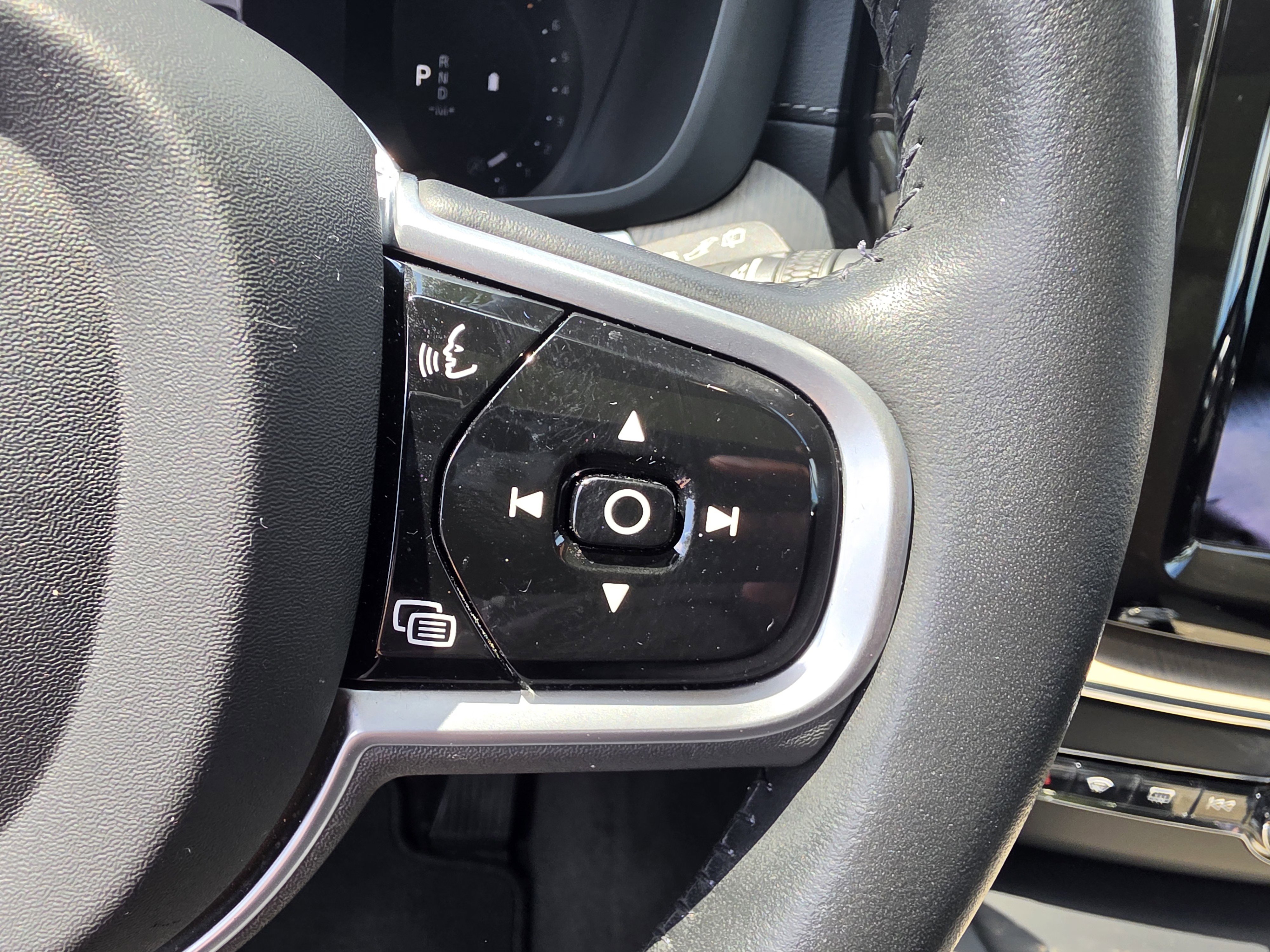 Used 2022 Volvo XC60 B6 Inscription w/ Advanced Package AWD/4WD image 19