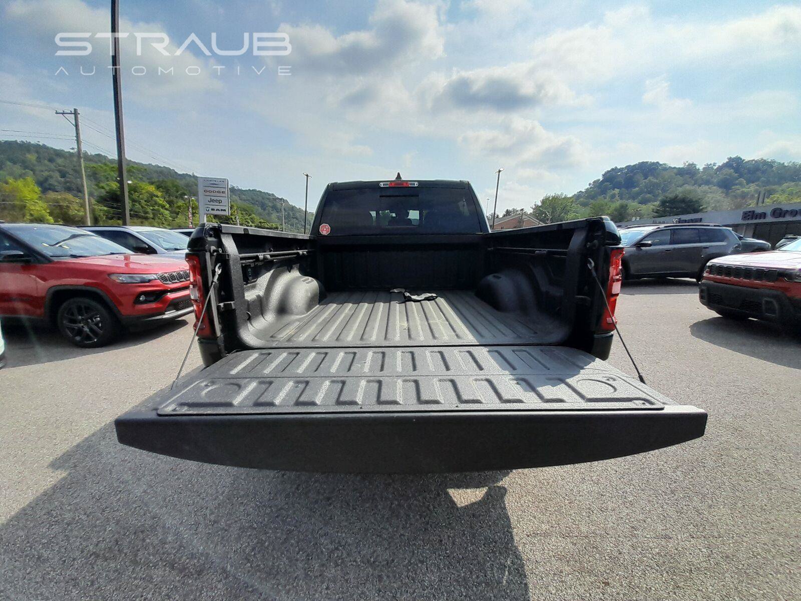 Used 2025 RAM 1500 Warlock AWD/4WD image 51