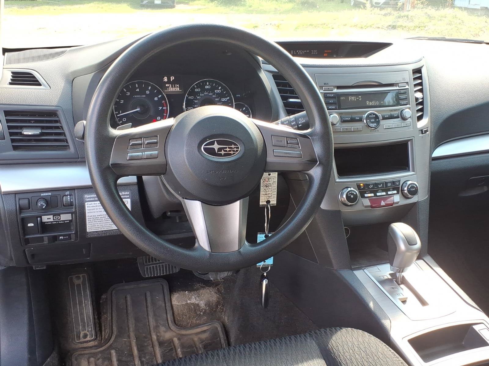 Used 2011 Subaru Outback 2.5i AWD/4WD image 10