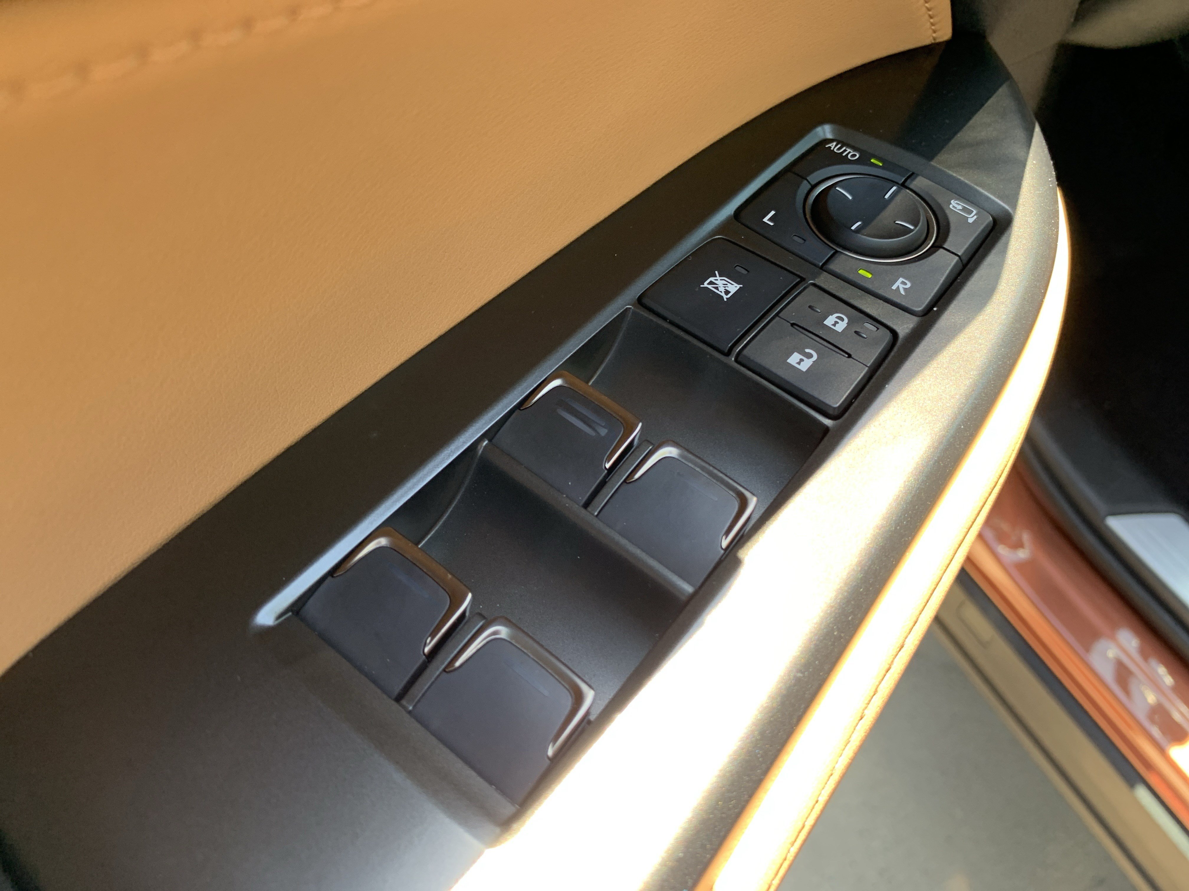Used 2026 Lexus NX 350 AWD w/ Premium Package image 15