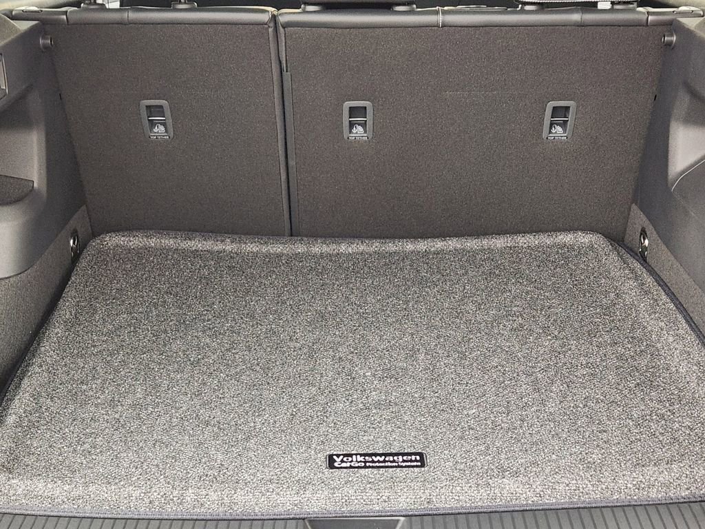 New 2026 Volkswagen Tiguan SE image 21