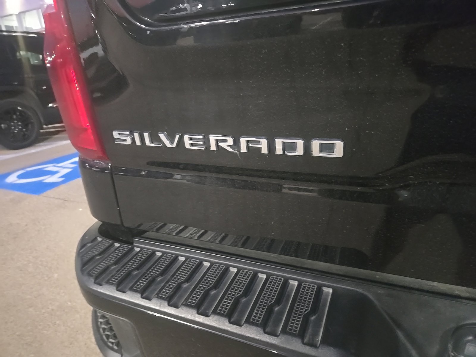 Used 2022 Chevrolet Silverado 1500 LT Trail Boss AWD/4WD image 10