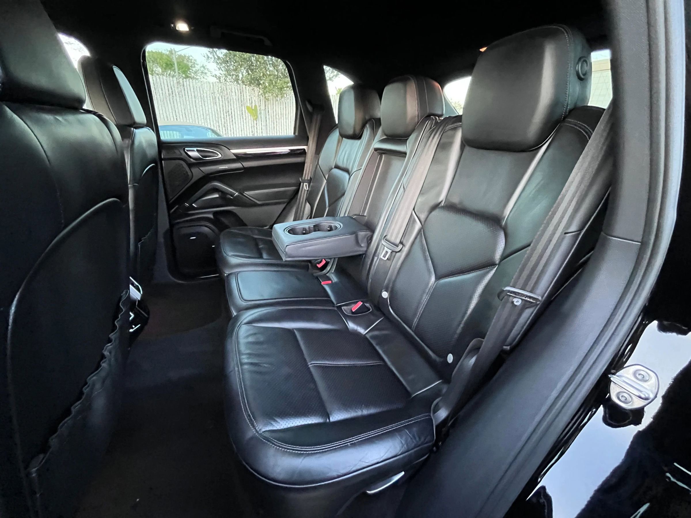 Used 2012 Porsche Cayenne S image 15