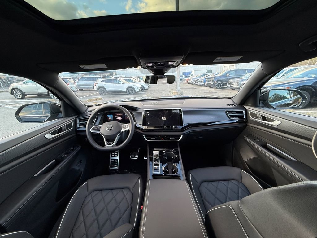 New 2026 Volkswagen Atlas Cross Sport SEL Premium R-Line image 18