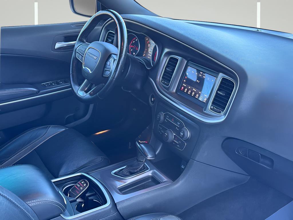 Used 2021 Dodge Charger SXT w/ Leather Interior Group image 6
