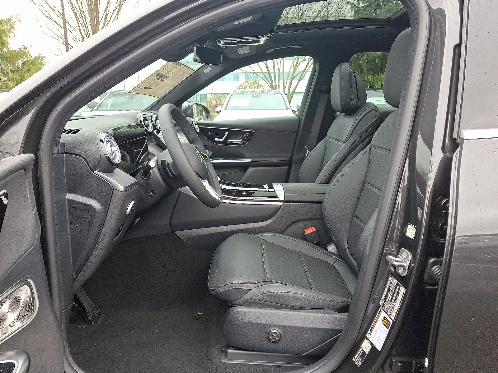 New 2026 Mercedes-Benz GLC 300 4MATIC image 11