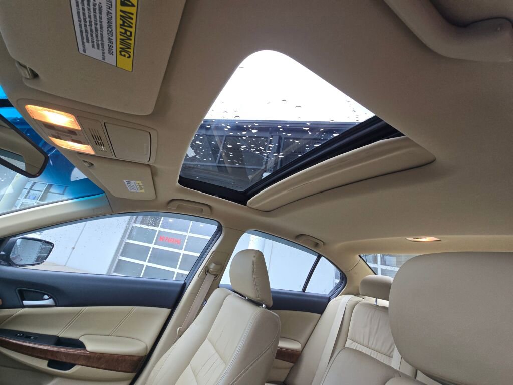 Used 2012 Honda Accord EX-L image 19