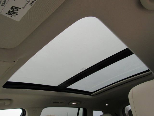 Used 2024 Cadillac XT6 Premium Luxury w/ Technology Package image 28