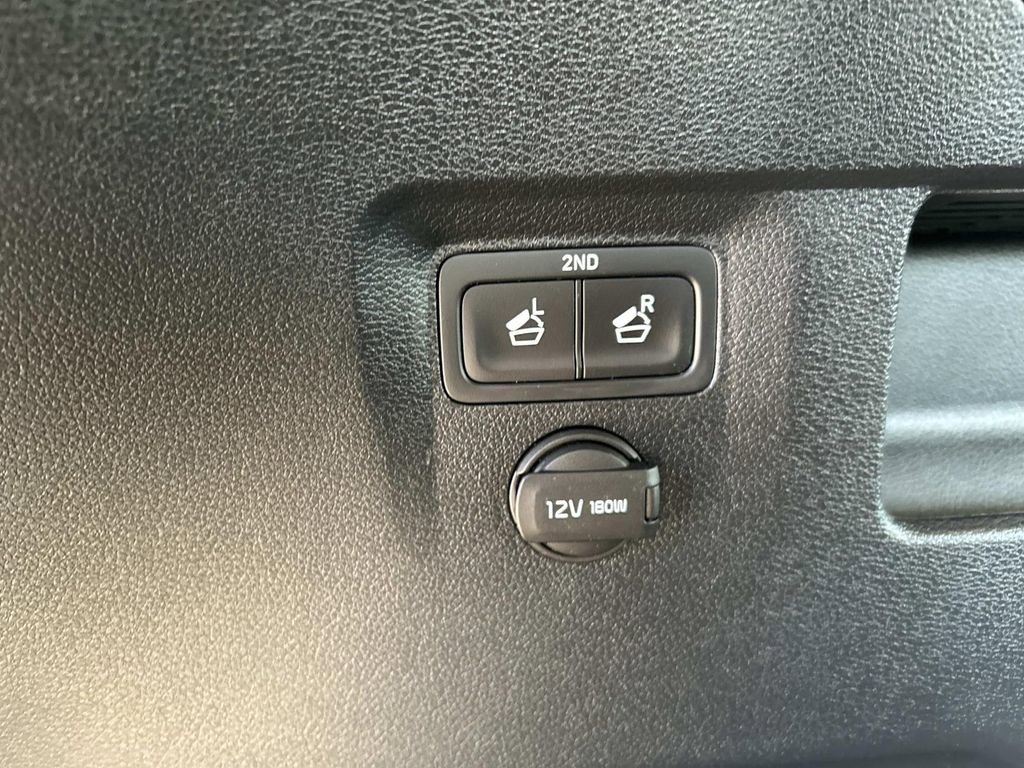 Used 2023 Kia Telluride EX image 14