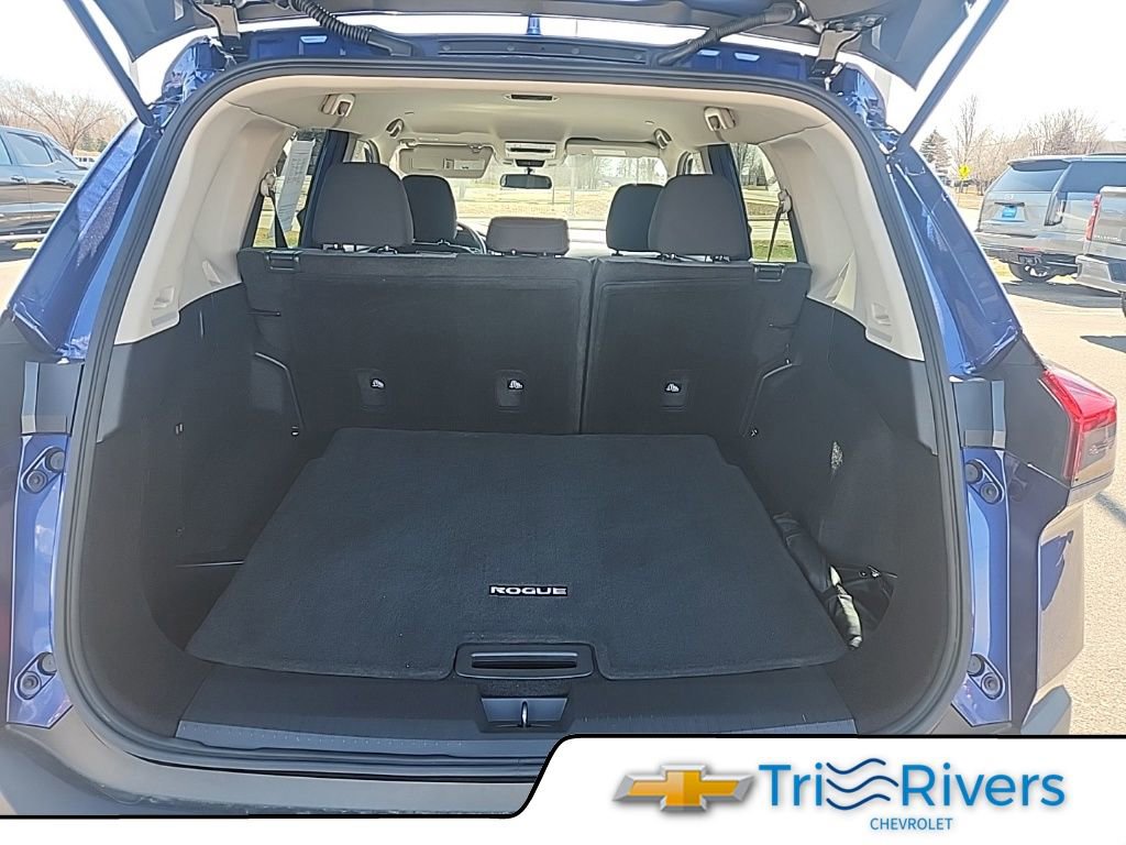 Used 2023 Nissan Rogue SV AWD/4WD image 11