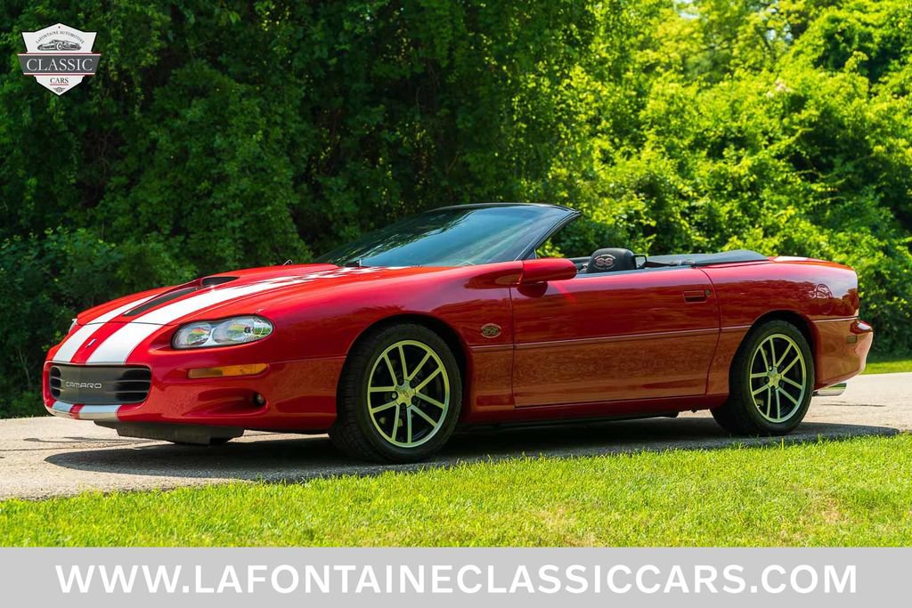Used 2002 Chevrolet Camaro Z28 w/ SS Performance/Appearance Pkg RWD image 8