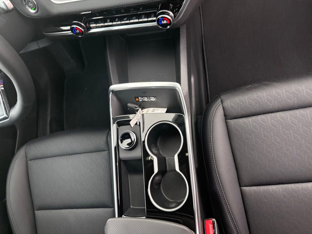 New 2026 Chevrolet Equinox LT w/ Convenience Package II image 47