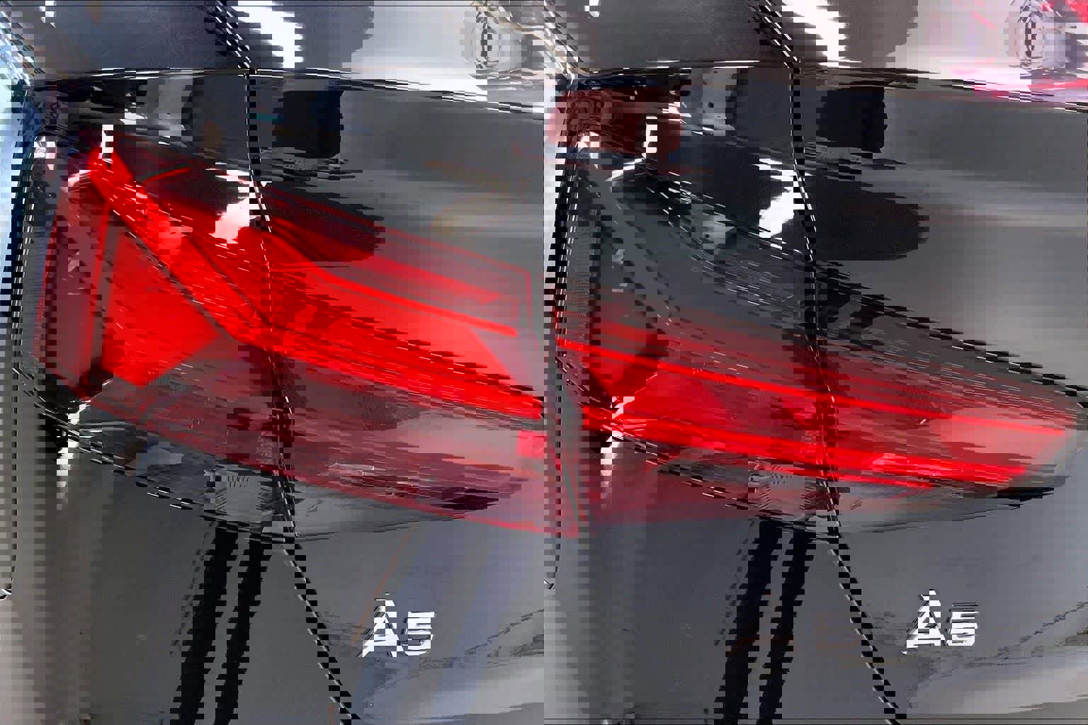 Used 2021 Audi A5 2.0T Premium Plus w/ Premium Plus image 31