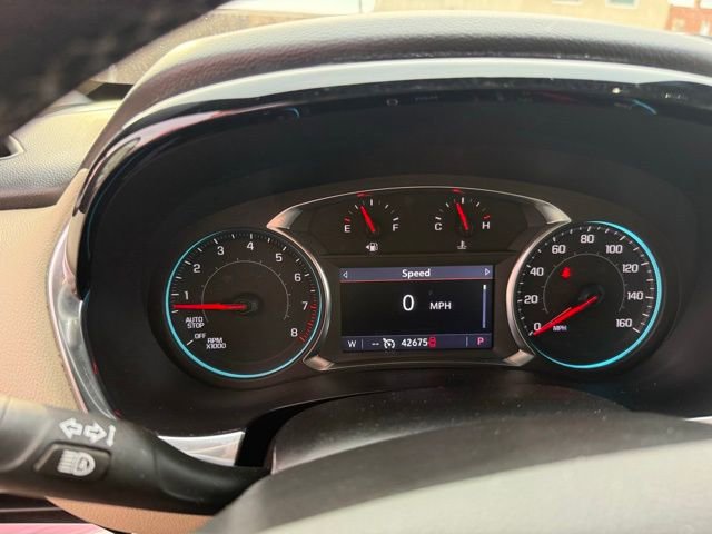 Used 2023 Chevrolet Traverse LT image 18