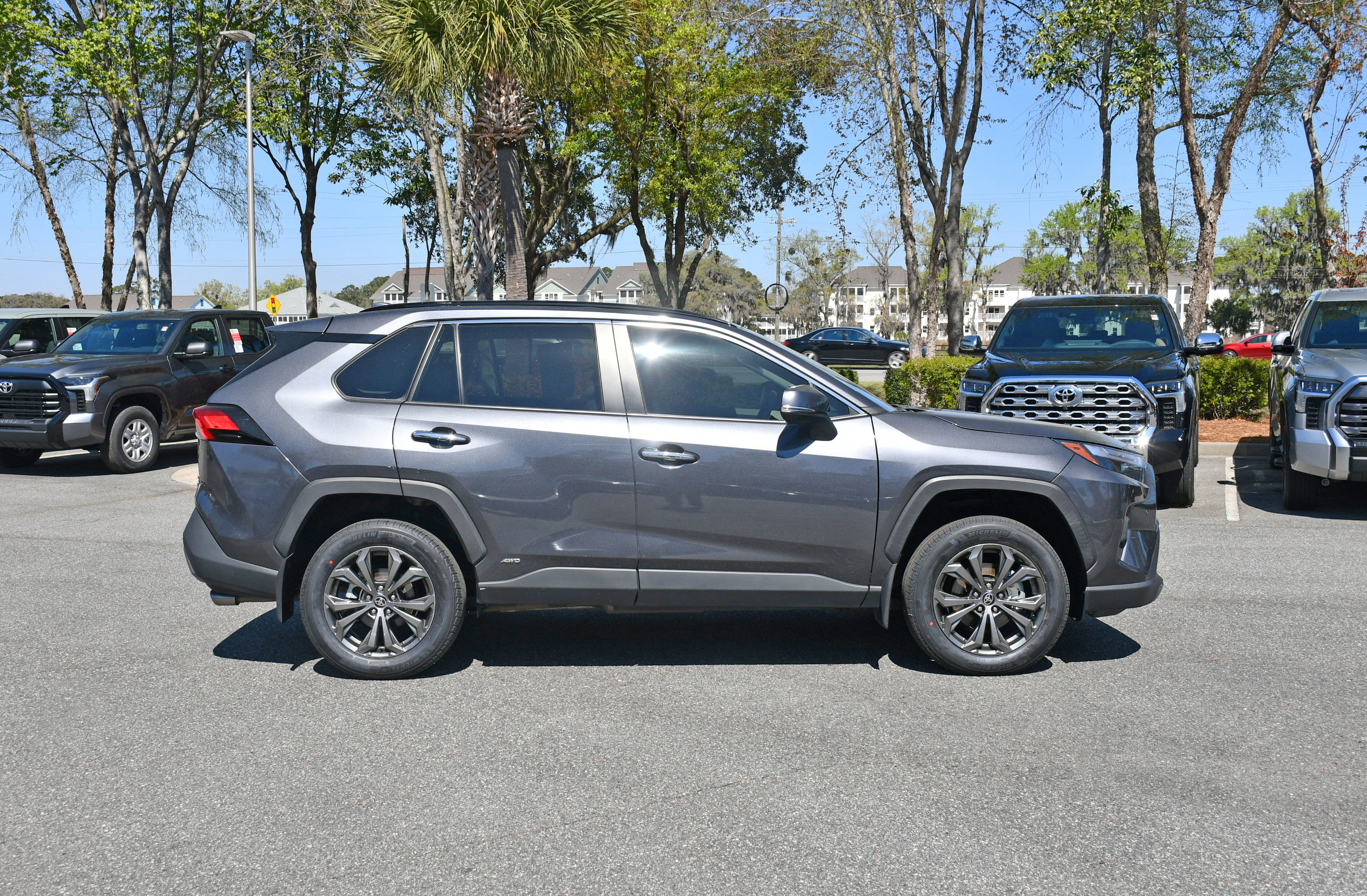 Used 2024 Toyota RAV4 Limited image 5