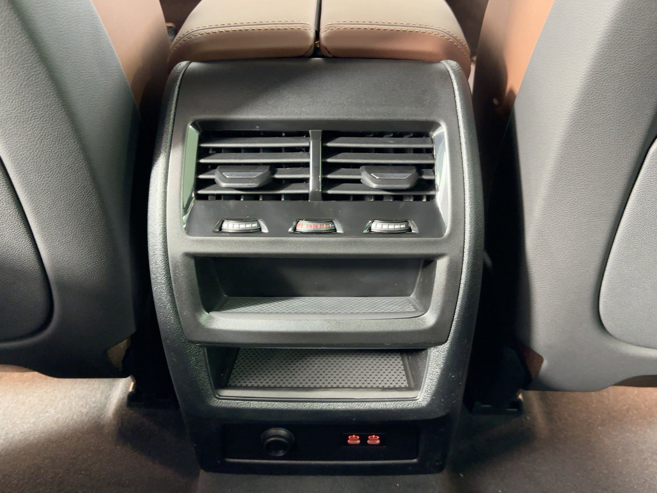 New 2026 BMW X5 sDrive40i w/ Premium Package image 35