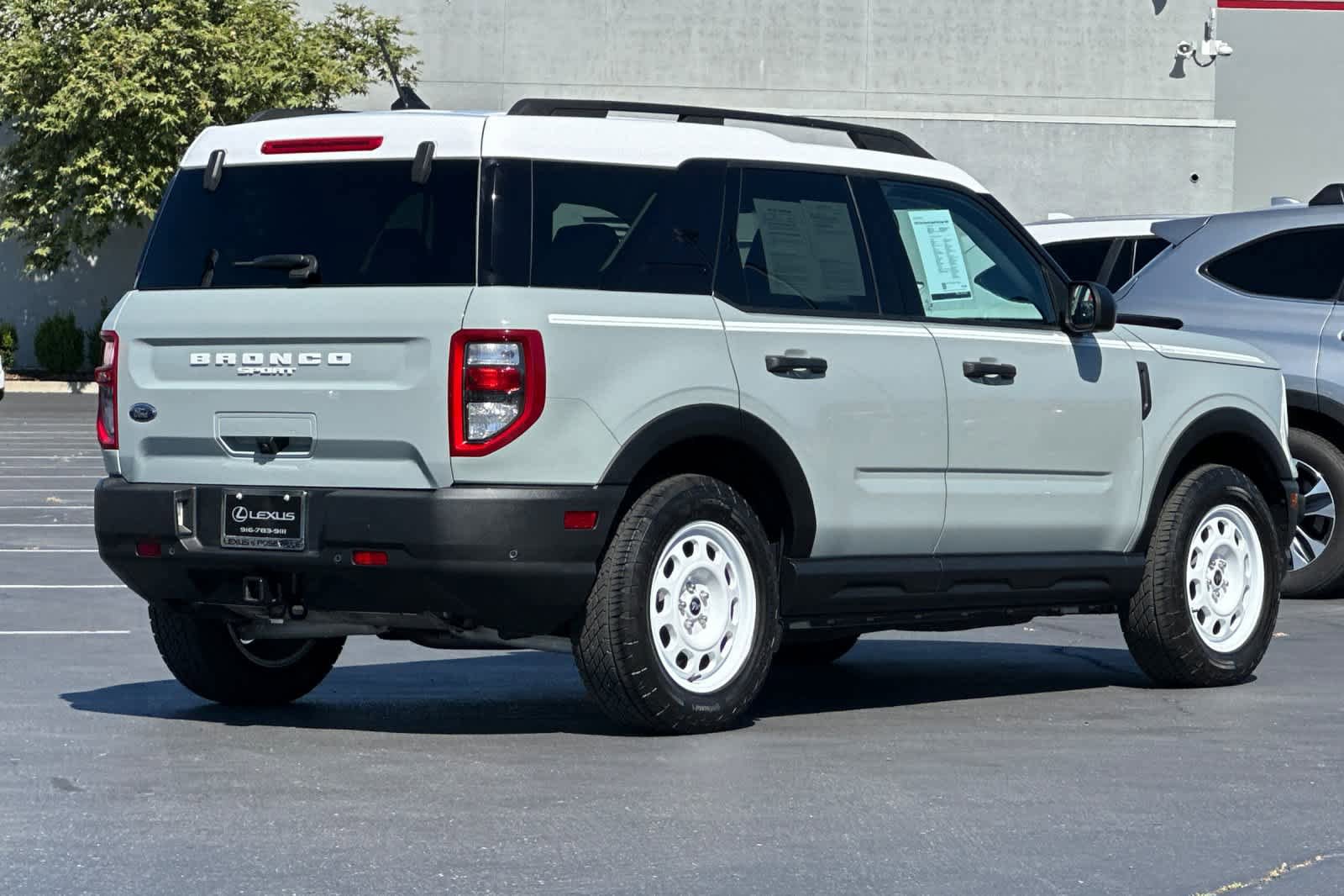 Used 2023 Ford Bronco Sport Heritage w/ Heritage Convenience Package AWD/4WD image 2