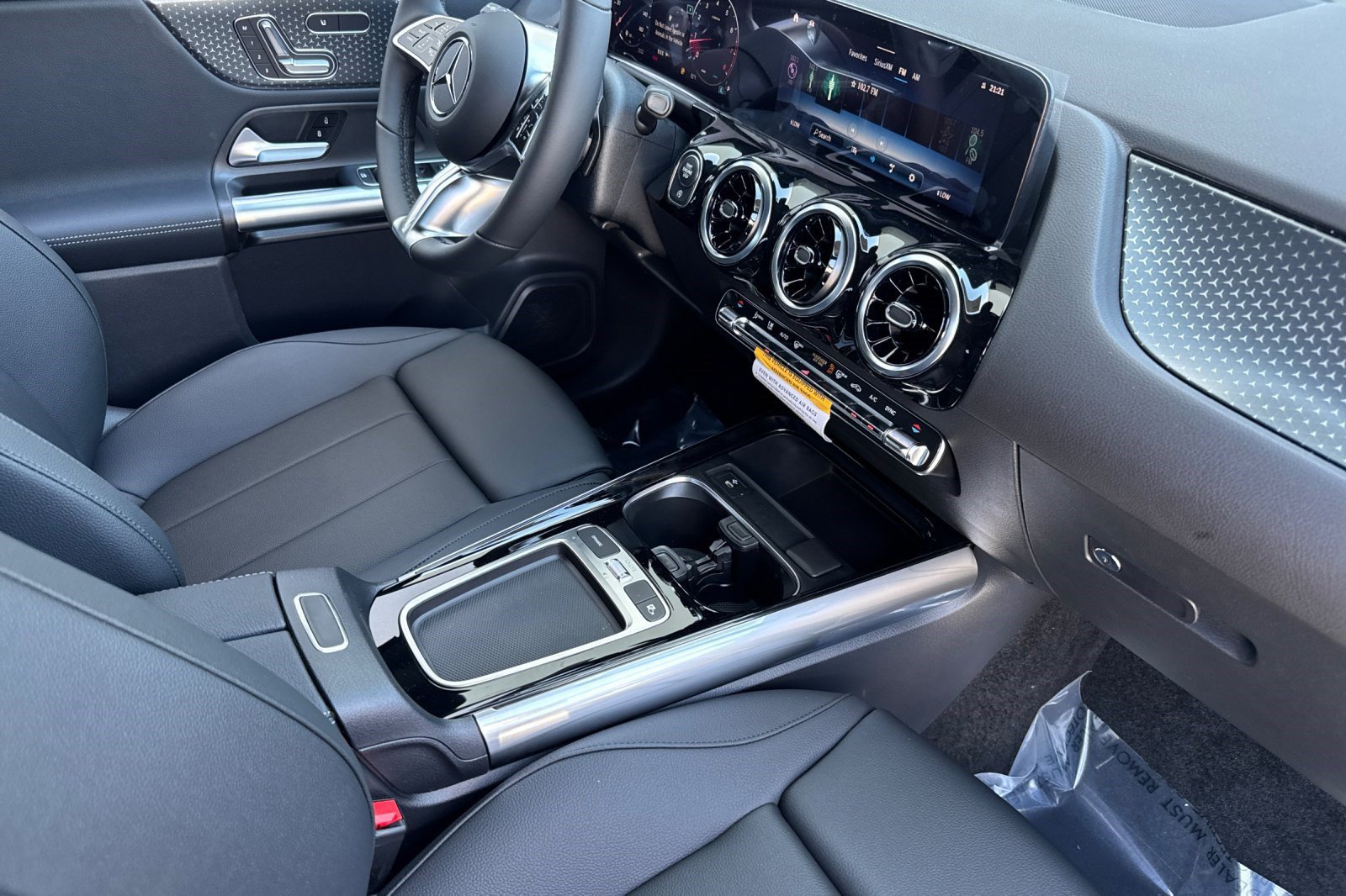 New 2026 Mercedes-Benz GLA 250 4MATIC image 25