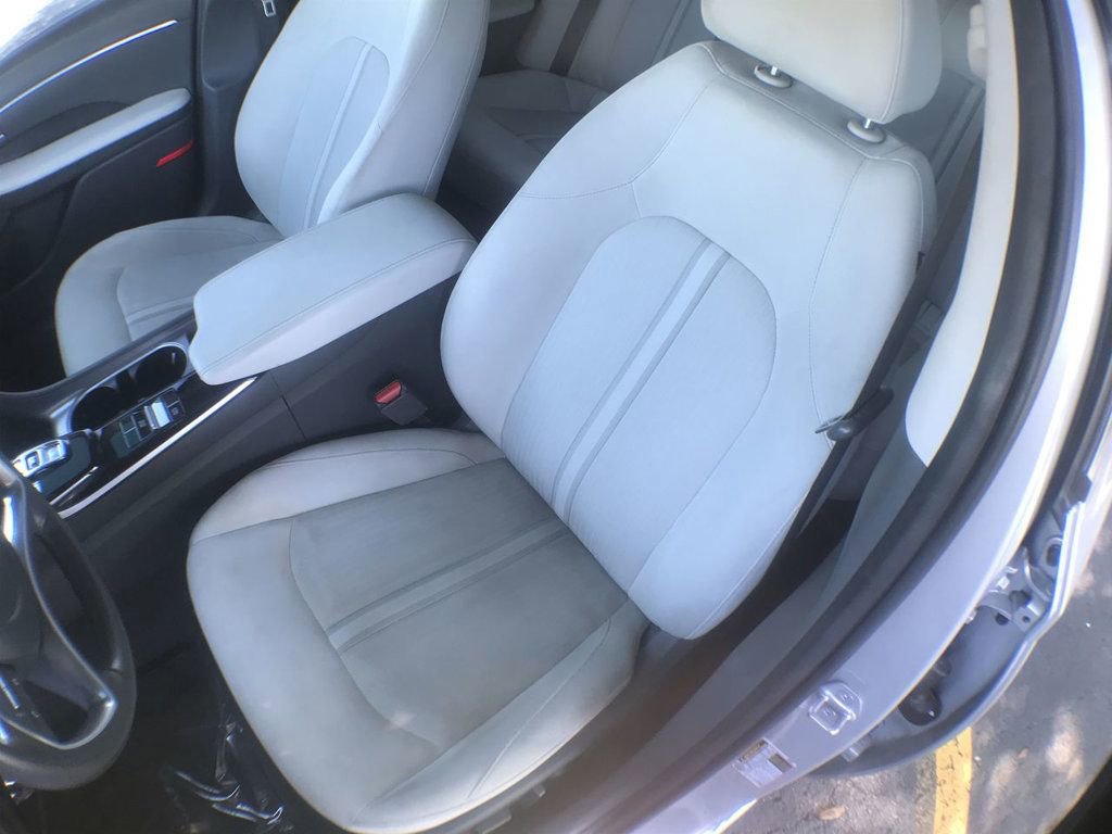 Used 2023 Hyundai Sonata SEL w/ Convenience Package image 14