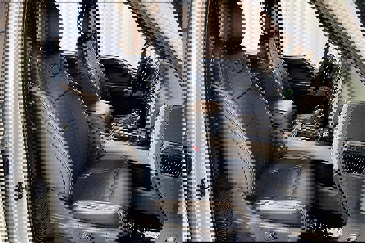 Used 2017 Ford F150 Raptor w/ Equipment Group 801A Mid image 6