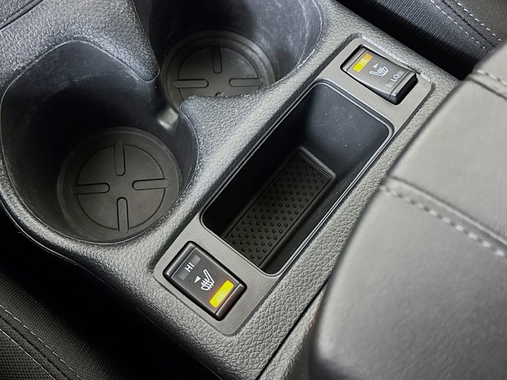 Used 2018 Nissan Rogue SV image 21