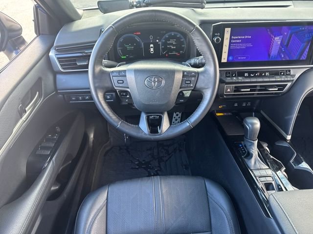 Used 2025 Toyota Camry XSE image 16