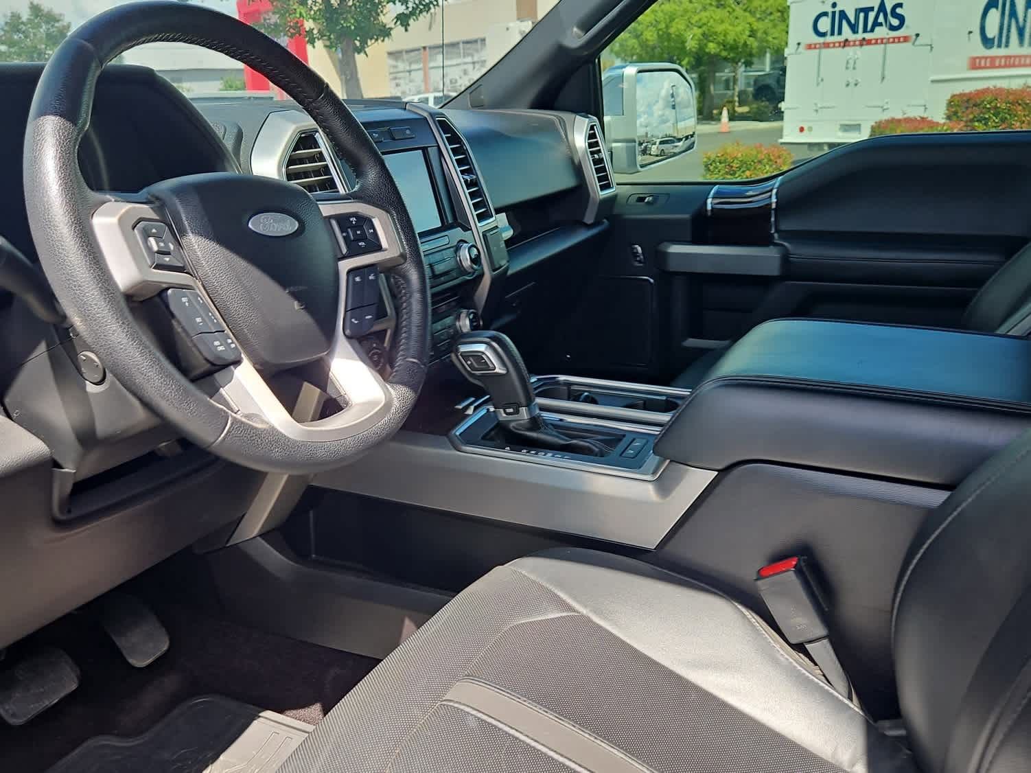 Used 2016 Ford F150 Platinum w/ Equipment Group 701A Luxury image 14