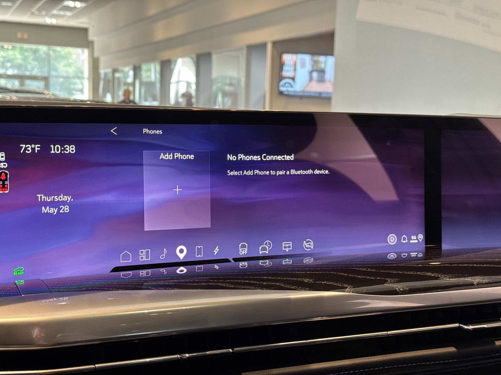 New 2025 Cadillac Escalade IQ Luxury 1 w/ LPO, Premium Carpet Package AWD/4WD image 19