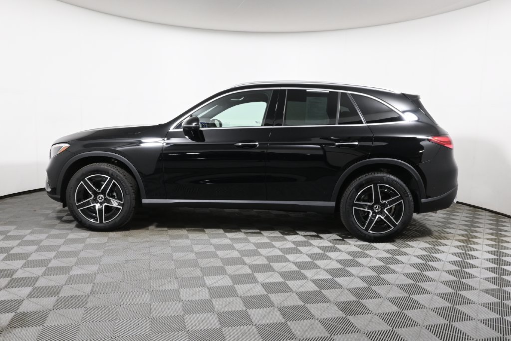 Certified 2026 Mercedes-Benz GLC 300 4MATIC image 2