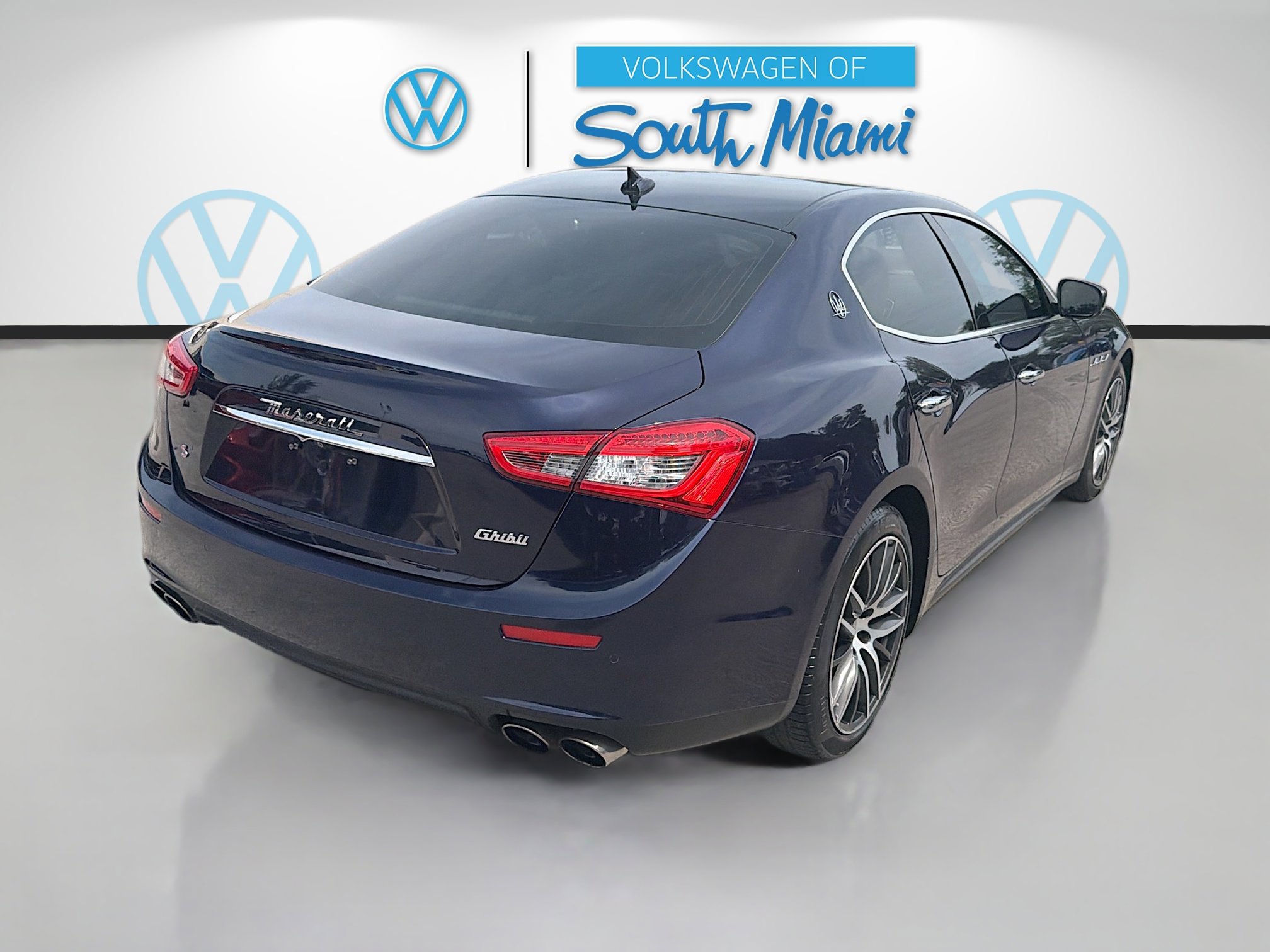 Used 2017 Maserati Ghibli S RWD image 7