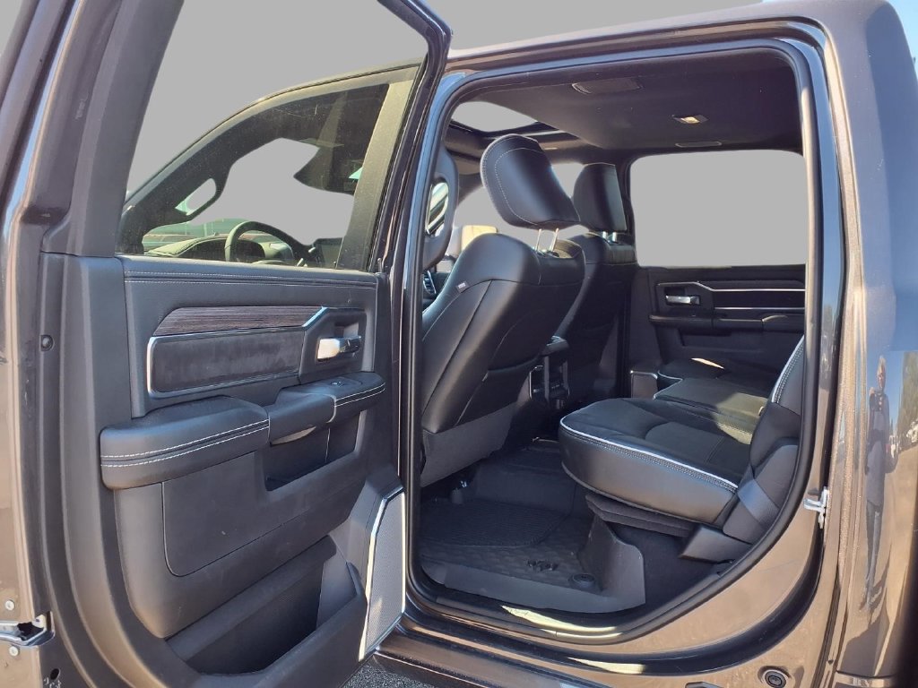New 2027 RAM 3500 Laramie AWD/4WD image 21