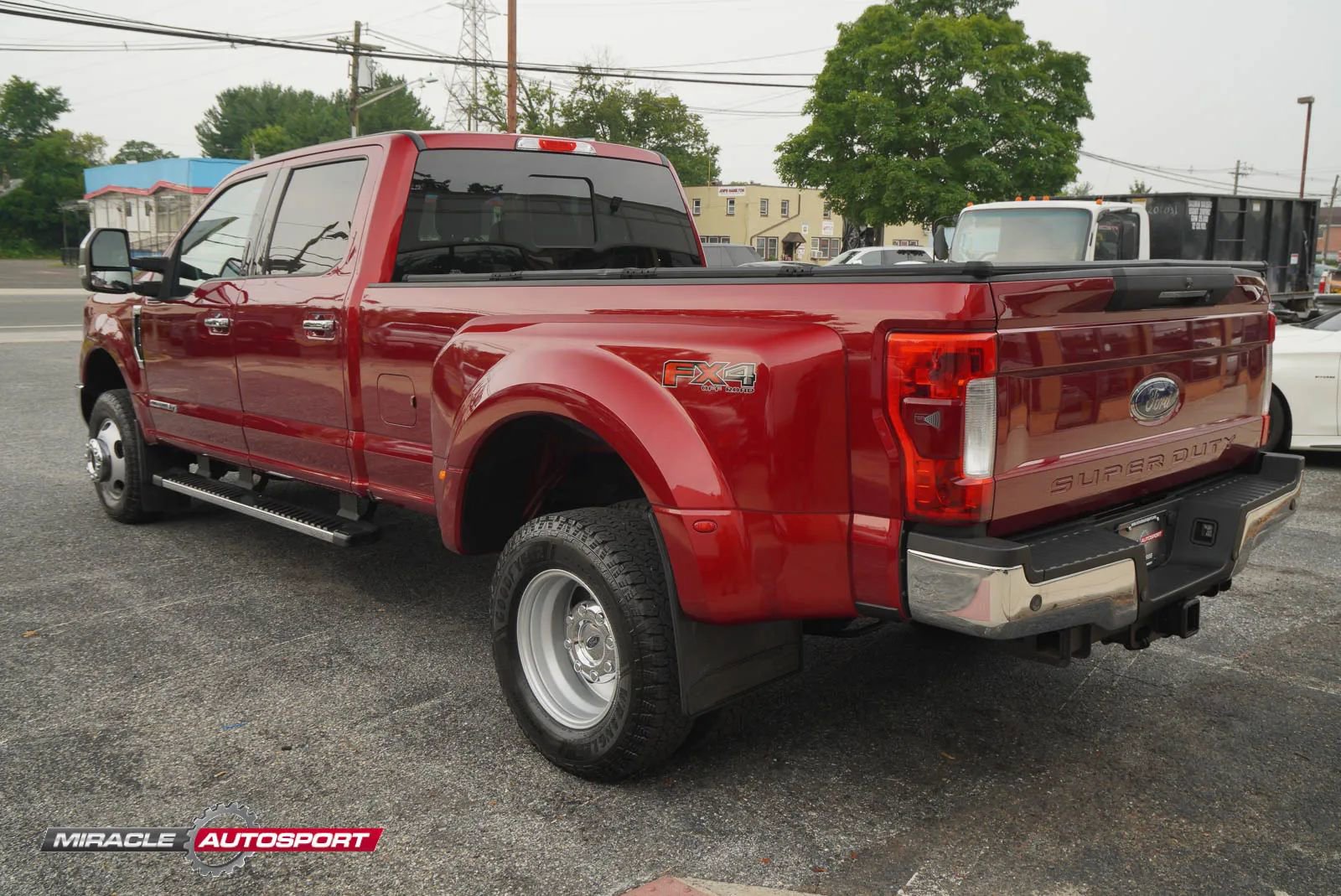 Used 2017 Ford F350 Lariat w/ Lariat Ultimate Package image 5