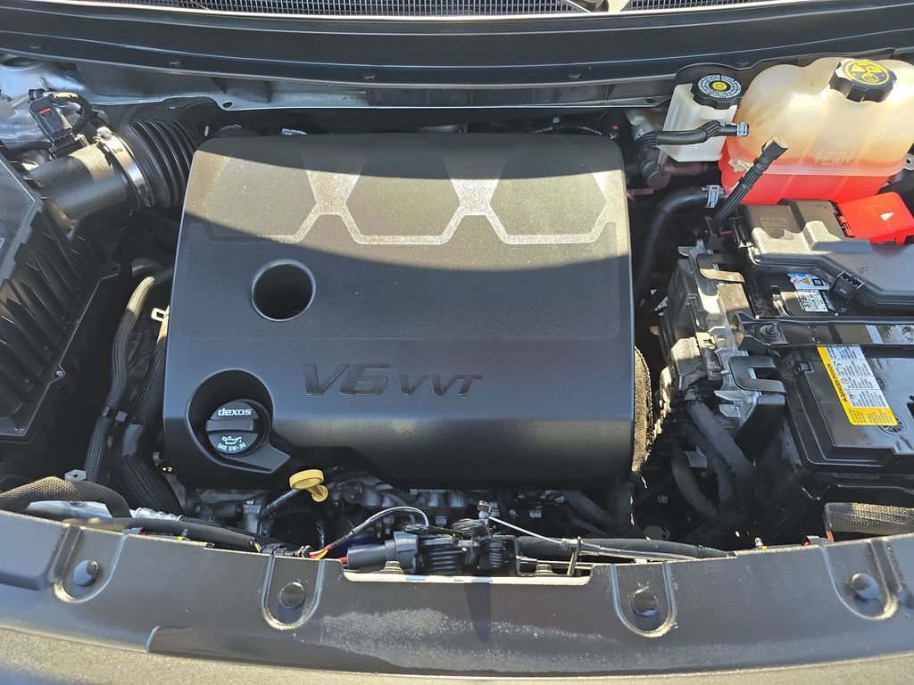 Used 2020 Chevrolet Traverse LT w/ LT Premium Package image 32