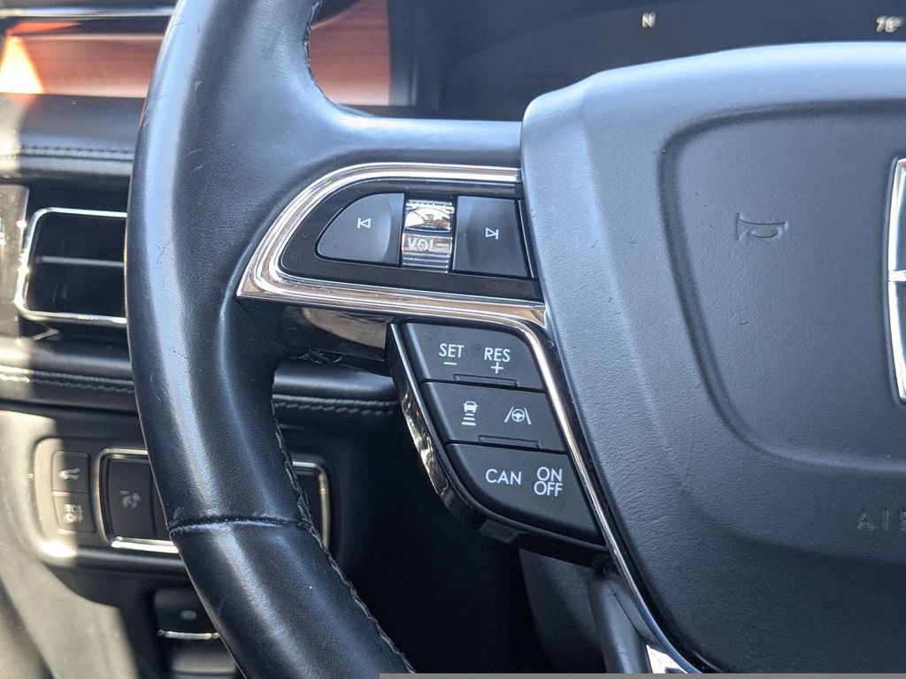 Used 2022 Lincoln Nautilus Reserve w/ Equipment Group 201A image 28