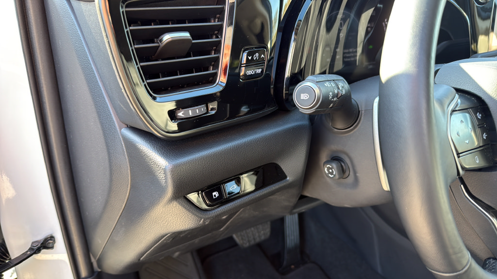 Certified 2026 Lexus NX 350h AWD w/ Accessory Package (K3) image 20