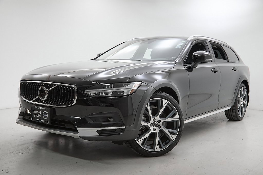 Certified 2024 Volvo V90 B6 Cross Country Ultimate image 2