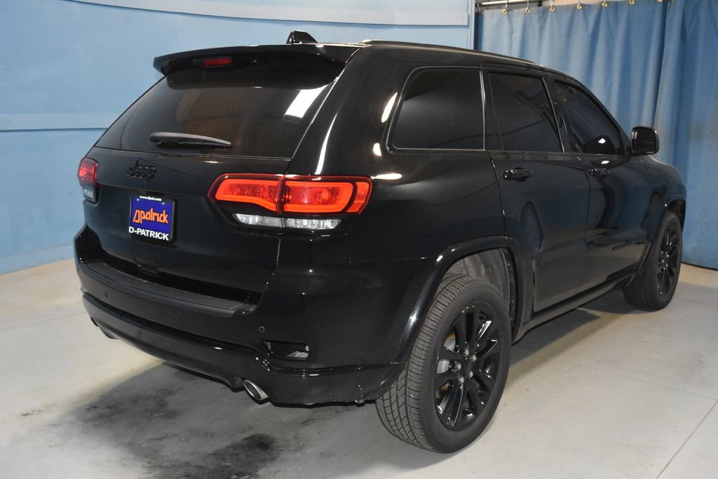 Used 2019 Jeep Grand Cherokee Altitude image 23