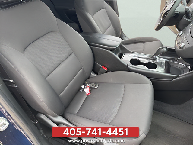 Used 2018 Chevrolet Malibu LT FWD image 13