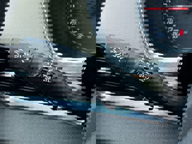 Used 2023 Chevrolet Traverse LS FWD image 27