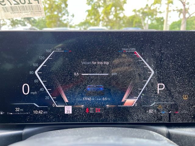 Used 2024 BMW M440i Convertible w/ Premium Package image 11