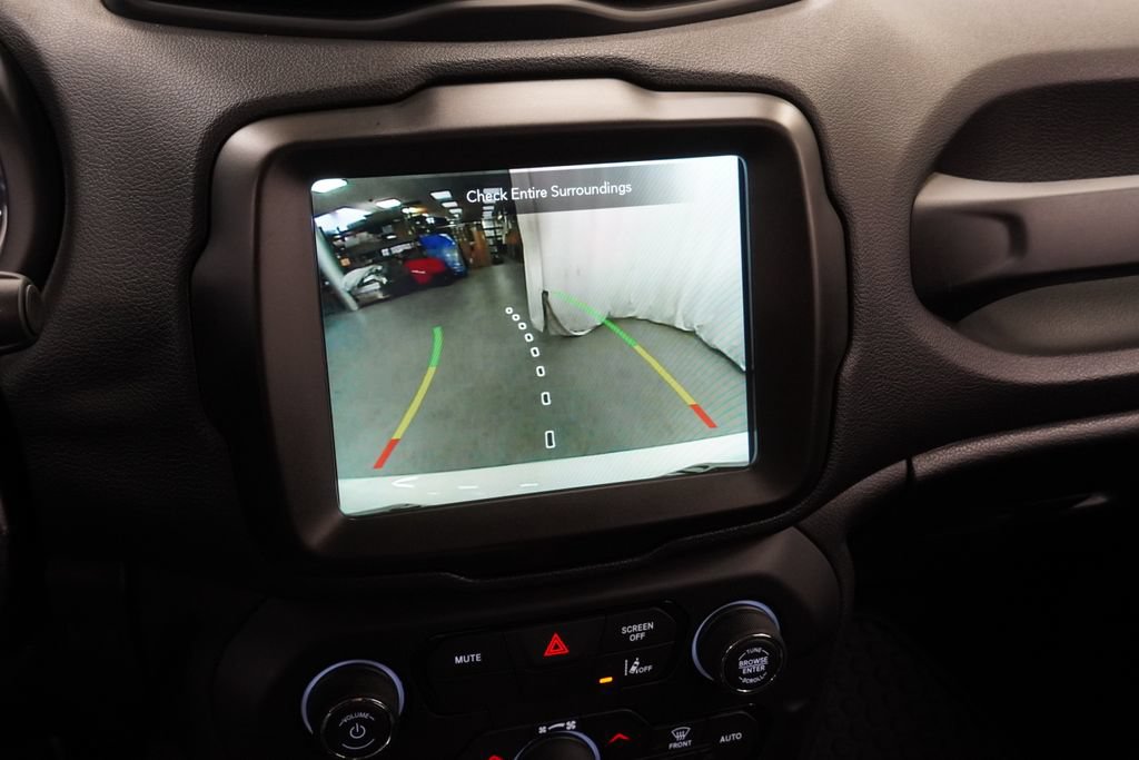 Certified 2023 Jeep Renegade Altitude AWD/4WD image 32