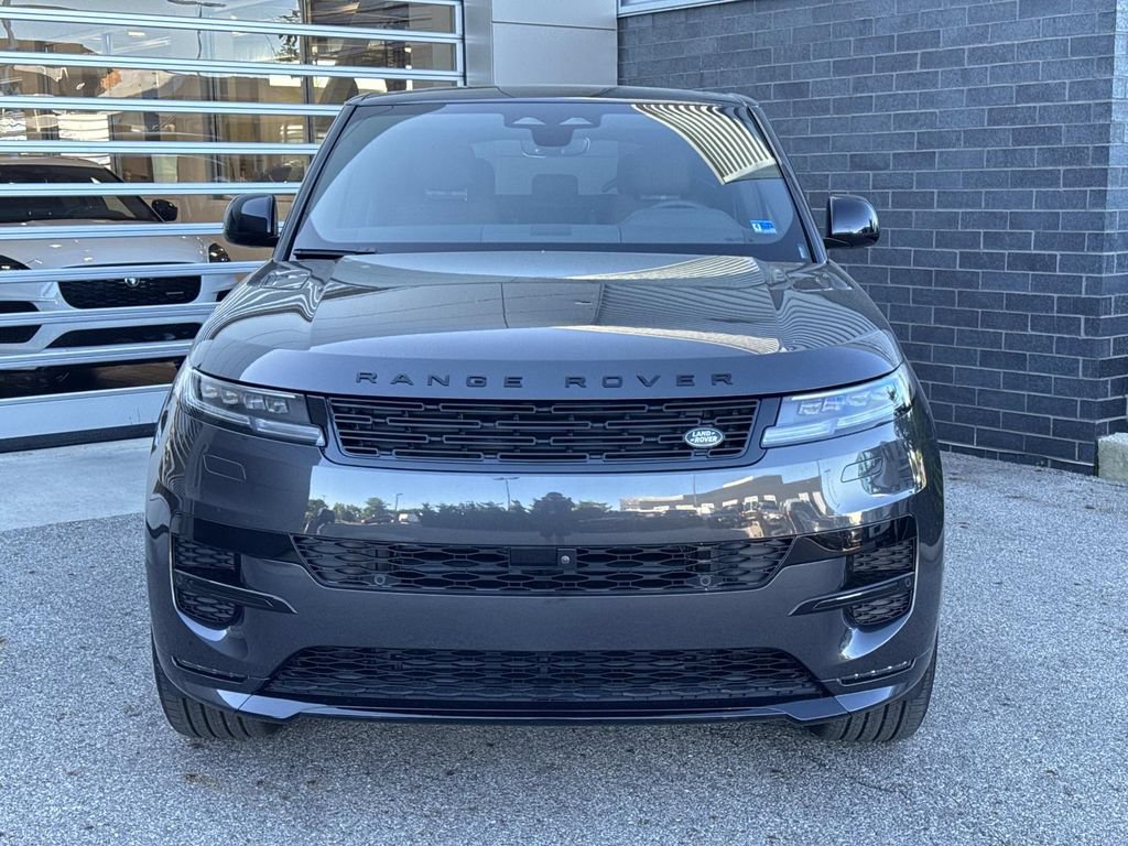 New 2026 Land Rover Range Rover Sport Dynamic SE AWD/4WD image 2